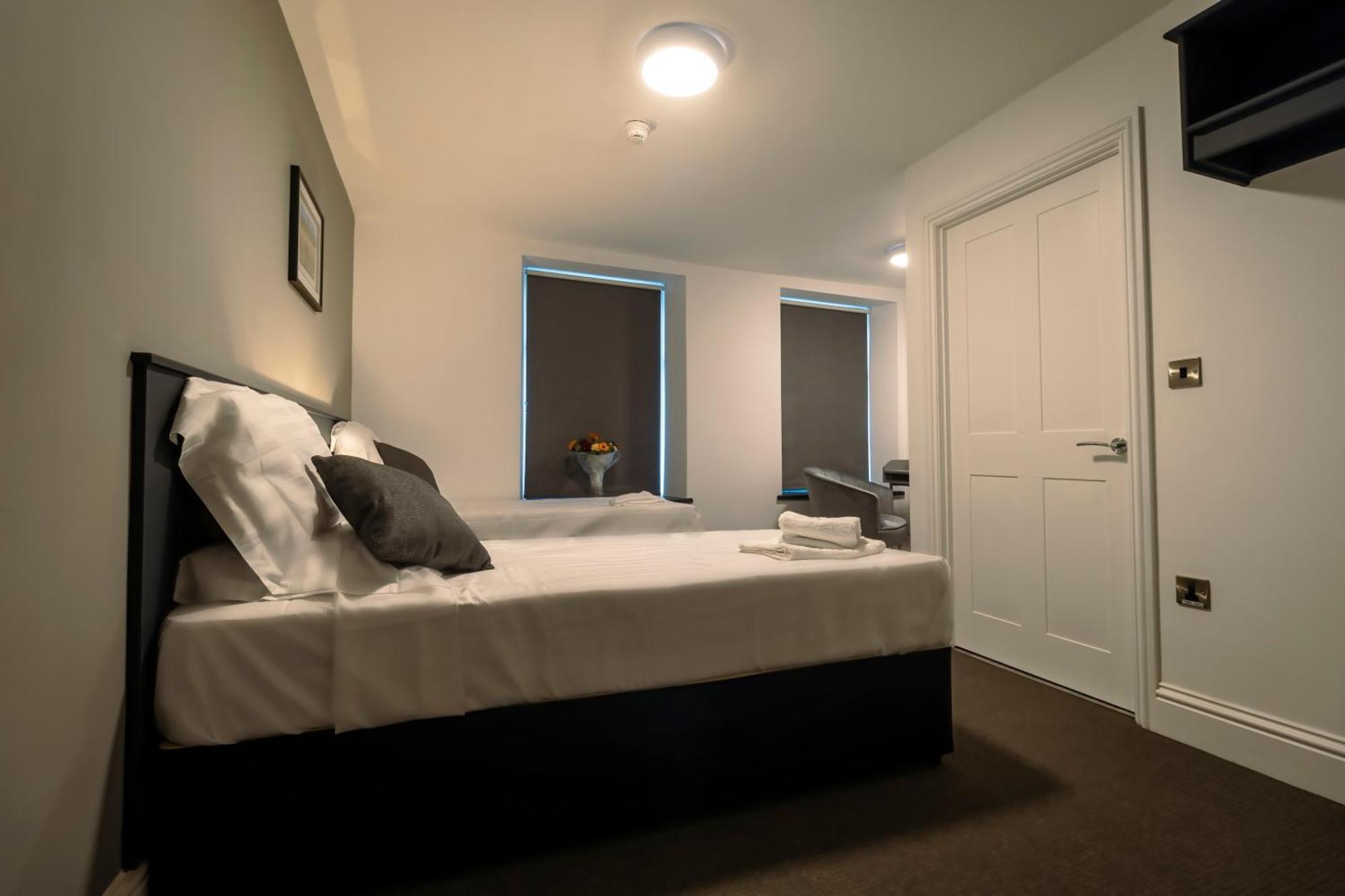 The Friendship Hotel Stocksbridge  Room photo